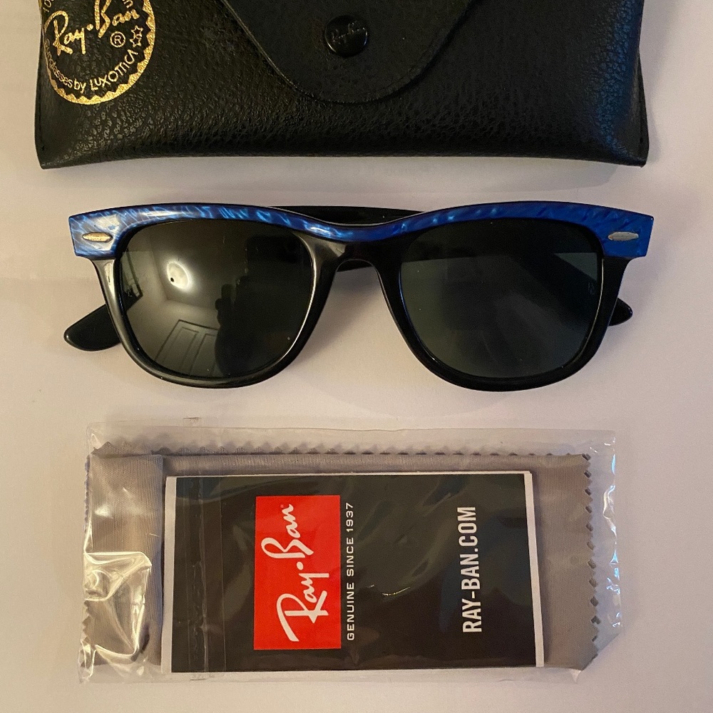 Limited Addition Ray-Ban Wayfarers - Blue Frame